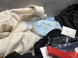 Group of Women's clothing size XS - 2