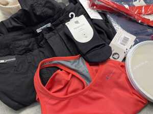 Group of Women's clothing size XS - 4