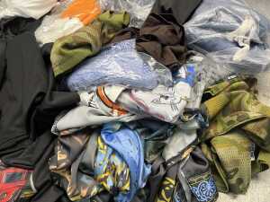 Group of assorted clothing - 2