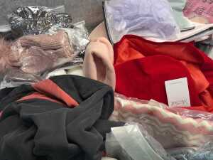 Group of assorted clothing & accessories - 2