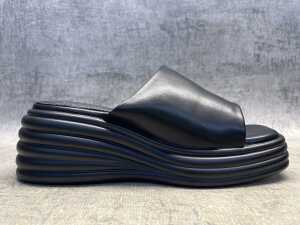 Therapy Flaunt size 10 - 2