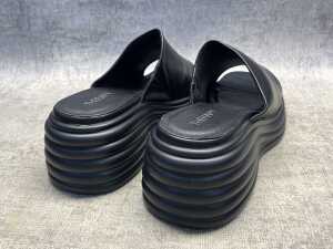 Therapy Flaunt size 10 - 4