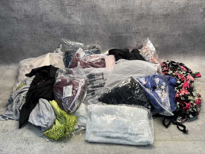 Group of assorted clothing & accessories