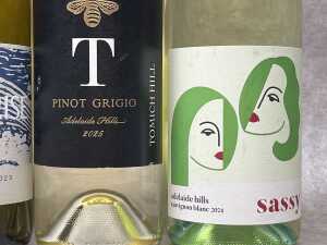 Mixed white wine, six bottles - 4