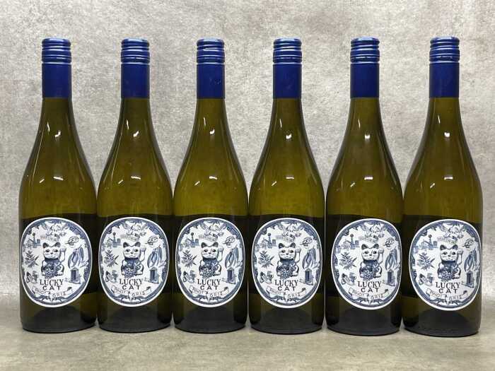 Lucky Cat Pinot Gris (2025), six bottles