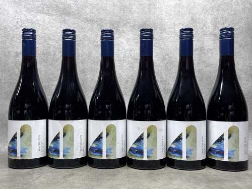 Twin Valleys Pinot Noir (2023), six bottles