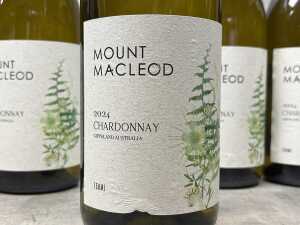Mount Macleod Chardonnay (2024), six bottles - 2