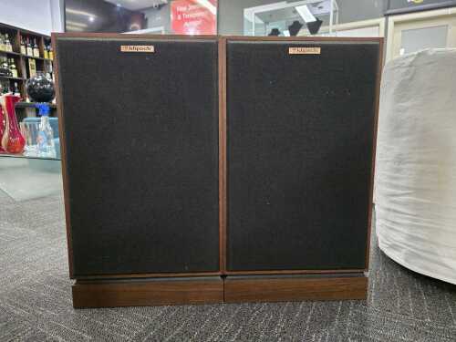 Pair of Klipsch KG4 floor-standing speakers