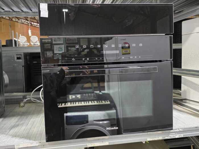 Miele H 7240 BM built-in microwave combination oven with ESW 7010 warming drawer - New ex-display appliance