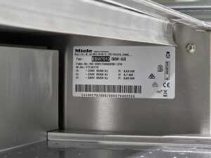 Miele H 7240 BM built-in microwave combination oven with ESW 7010 warming drawer - New ex-display appliance - 6
