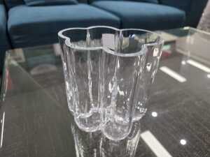 Three modern glass vases - 6