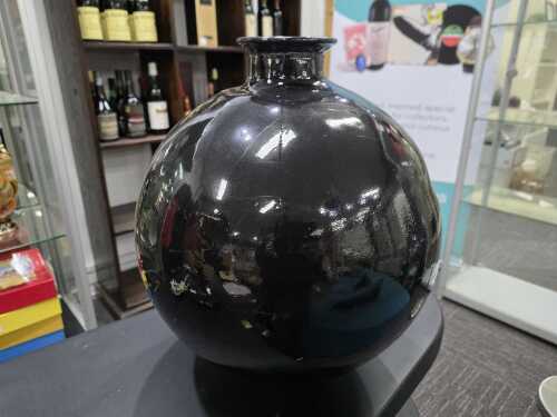 Black ceramic vase