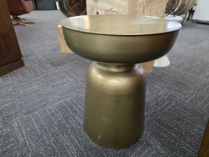 Contemporary side table - 2