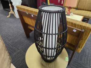 Two retro lights including a 'rocket-style' table lamp with Japanese paper shade - 3