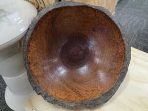 Brian Adams, carved live-edge Australian (back boy) grass tree bowl - 2
