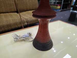 Mid-century pottery table lamp - 2