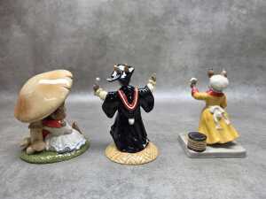 Three Royal Doulton 'Bunnykins' porcelain figures, all with boxes - 5