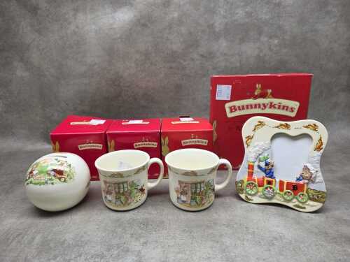 Four Royal Doulton 'Bunnykins' porcelain pieces, all in boxes