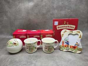 Four Royal Doulton 'Bunnykins' porcelain pieces, all in boxes