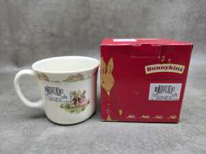 Four Royal Doulton 'Bunnykins' porcelain pieces, all in boxes - 5