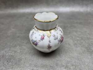 Two pieces of Royal Crown Derby - 6