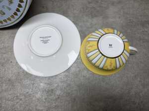 Wedgwood 'Queen of Hearts' porcelain duo - 6
