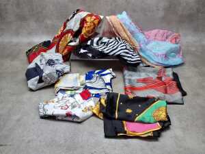 Scarves in various colours and fabrics