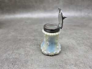 Metal-mounted glass containers - 5