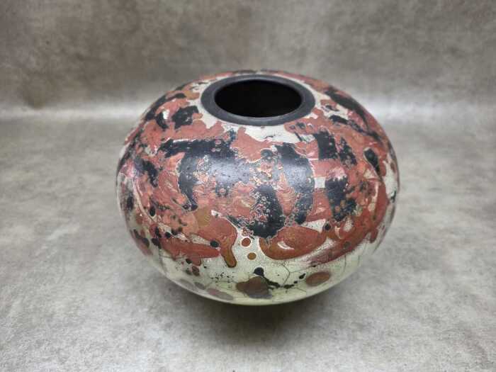Australian Manuela Fersti ceramic vase with a rich earthy glaze