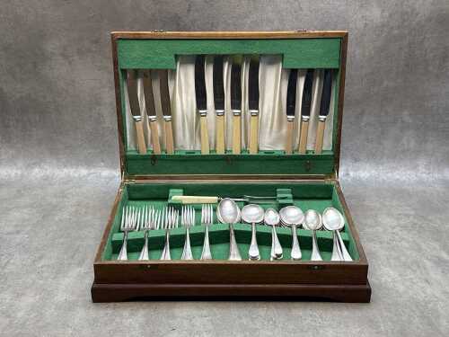 Sheffield cutlery canteen