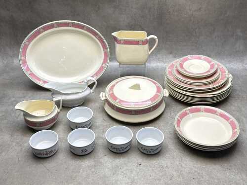 Empire 'Shelton Ivory' porcelain part dinner setting