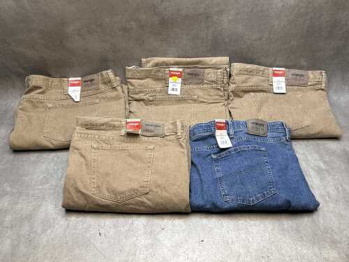 Five pairs of men's jeans, size 58. New with tags