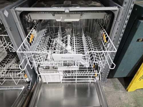Miele G 5053 SCVi fully integrated dishwasher - New ex-display appliance