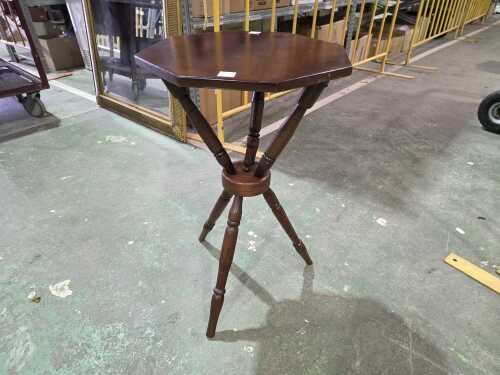 Victorian-style Gypsy table