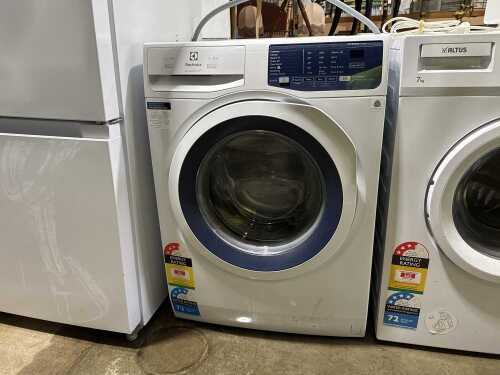 Electrolux 7.5kg font-load washing machine