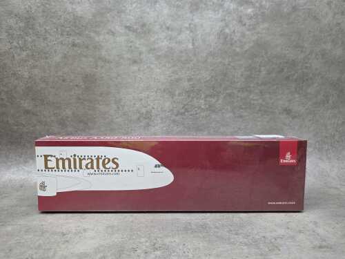 Emirates Airbus model airplane scale 1:250, sealed