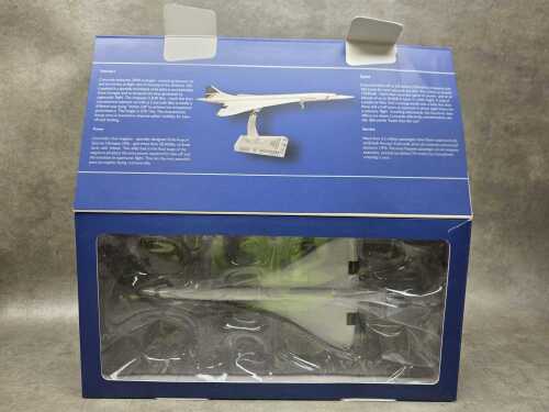 British Airways Concorde 1:200 scale die-cast metal model aeroplane