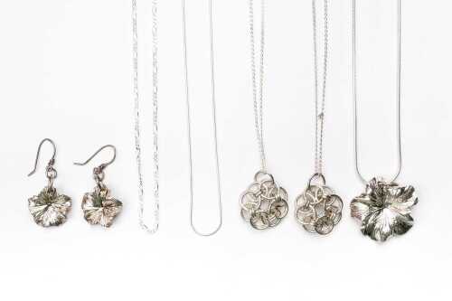 A collection of jewellery in sterling silver