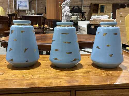 Trio of modern art ceramic vases - In blue with golden colouring finish