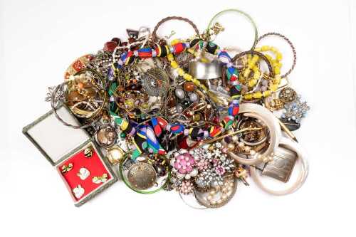 A large collection of vintage costume jewellery
