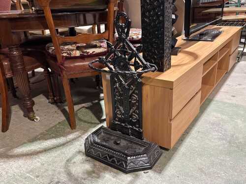 Cast iron umbrella stand