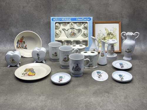 Children's porcelain and collectables, including Holly Hobbie