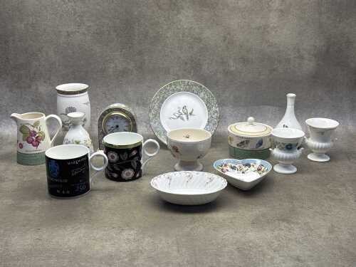 Contemporary Wedgwood porcelain