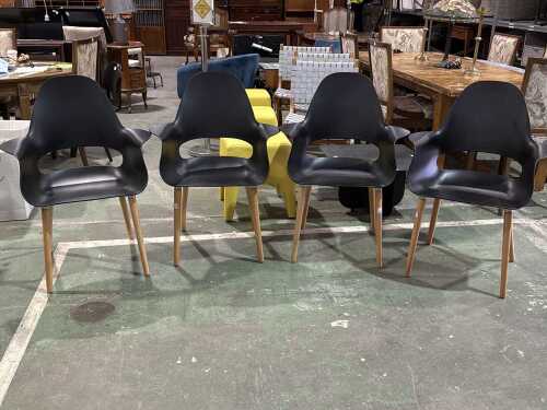 Set a four plastic moulded chairs