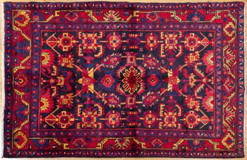 Vintage Persian Hamadan rug, hand-knotted wool, 210 x 148cm