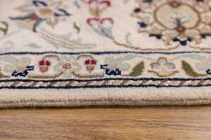 Fine Indo Persian Nain rug, hand-knotted wool with silk inlay, 285 x 182cm - 4