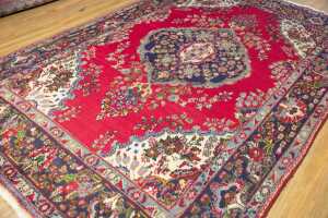 Persian Bakhtiari rug, hand-knotted wool, 305 x 192cm - 2