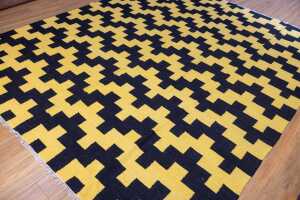 Persian Sozani rug, hand-woven wool, 296 x 245cm - 2