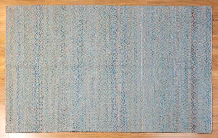 Modern Persian Kilim, hand-woven wool, 152 x 240cm