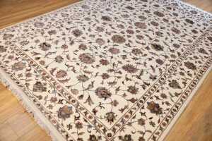 Indo-Persian Kashan rug, hand-knotted silk and wool, 187 x 276cm - 2